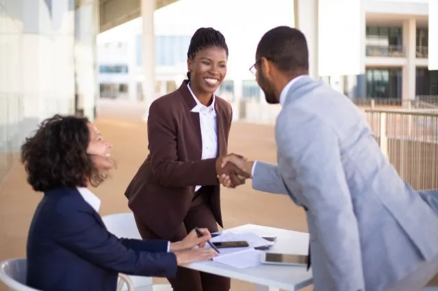 Como conseguir novos clientes para meu negócio?